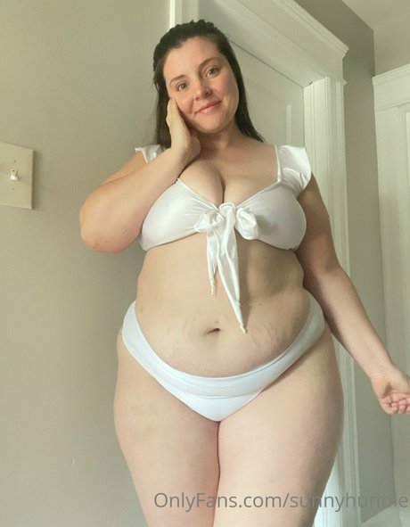 Foto di nudo di fuga di OnlyFans di Sunnyhunnie