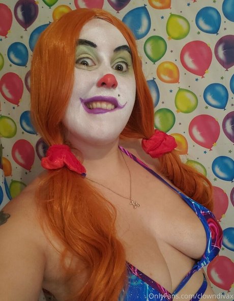 Foto di nudo di fuga di OnlyFans di Clowndivax