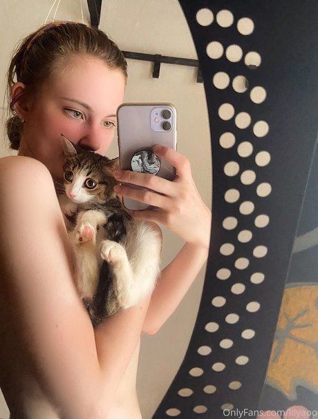 Foto di nudo di fuga di OnlyFans di Lilya0o