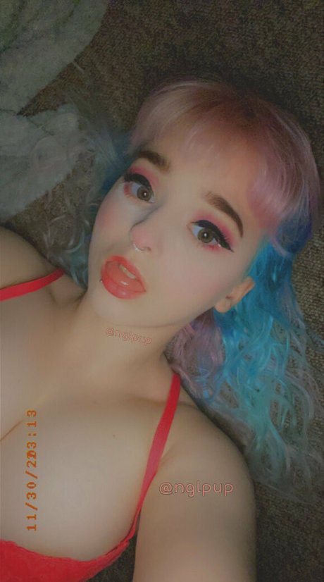 Foto di nudo di fuga di OnlyFans di Nglpup