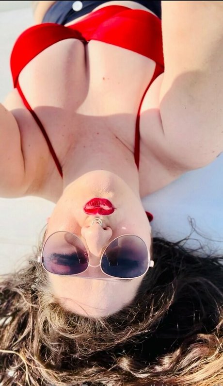 Foto di nudo di fuga di OnlyFans di Kittypurdi