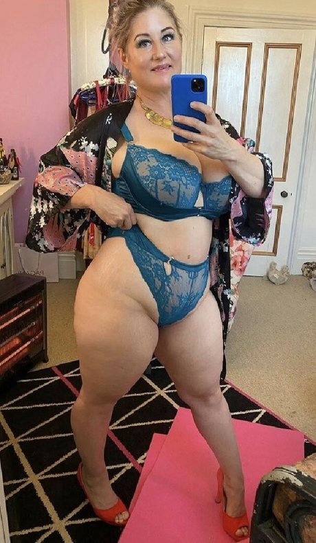 Foto di nudo di fuga di OnlyFans di Meganfortyfit