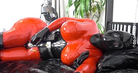 Foto di nudo di fuga di OnlyFans di Rubberdollemma
