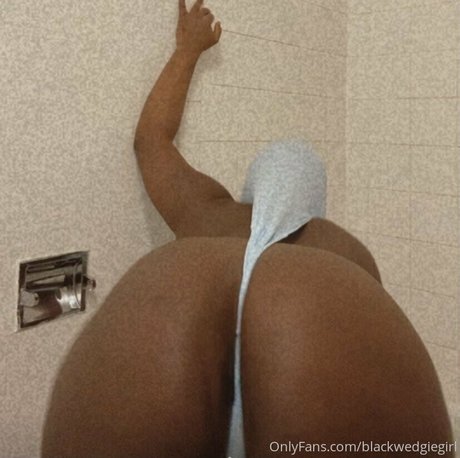 Foto di nudo di fuga di OnlyFans di Ghettowedgies