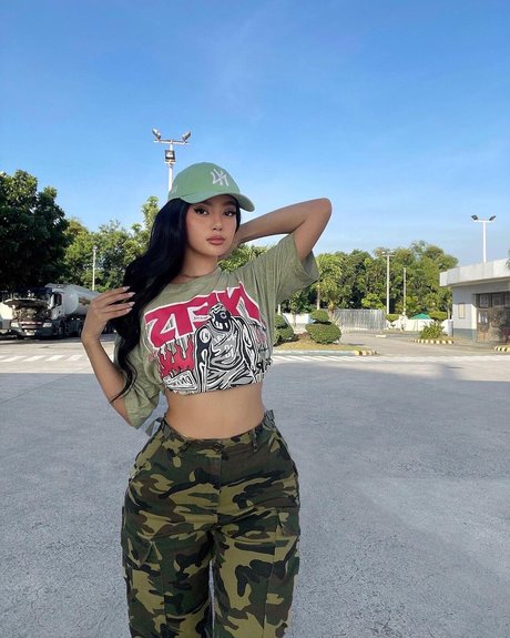Nika Higashionna