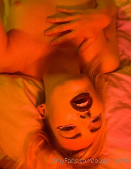Foto di nudo di fuga di OnlyFans di Bugsmaytrix
