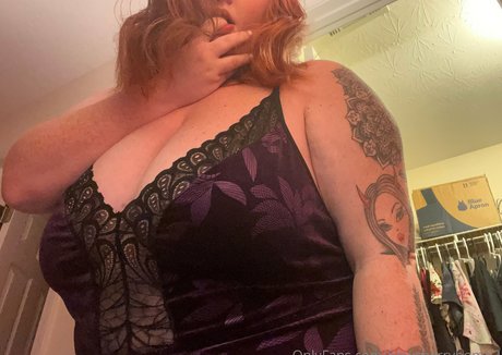 Foto di nudo di fuga di OnlyFans di Bbwcherrybomb2