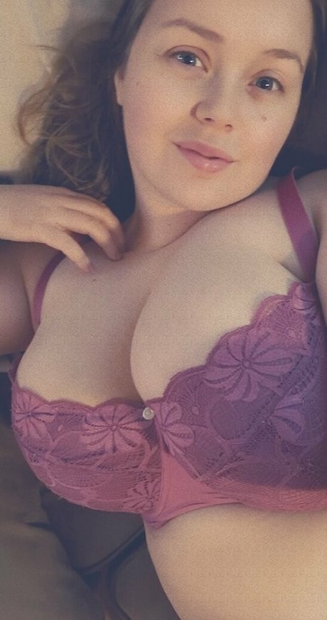 Foto di nudo di fuga di OnlyFans di Onlymelone