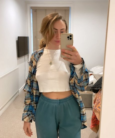 Foto di nudo di fuga di OnlyFans di Lanaivy