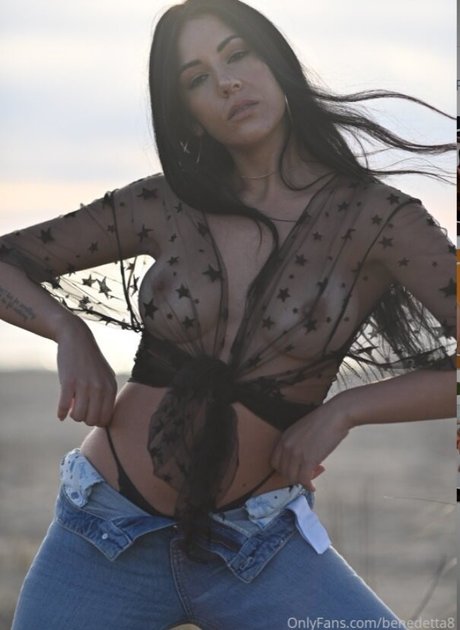Foto di nudo di fuga di OnlyFans di Benedetta