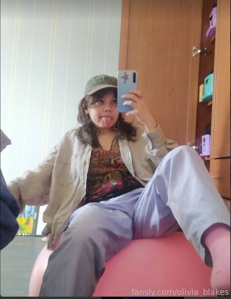 Foto di nudo di fuga di OnlyFans di Oliviablakes
