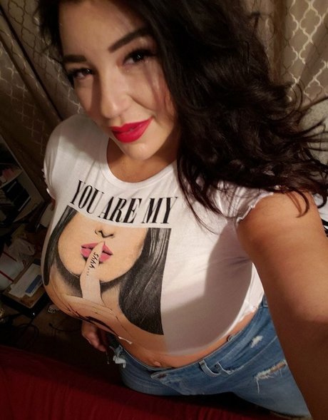 Foto di nudo di fuga di OnlyFans di Subrinalucia