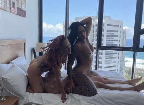 Foto di nudo di fuga di OnlyFans di Hayleyvernon