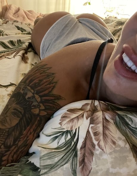 Foto di nudo di fuga di OnlyFans di Hayleyvernon
