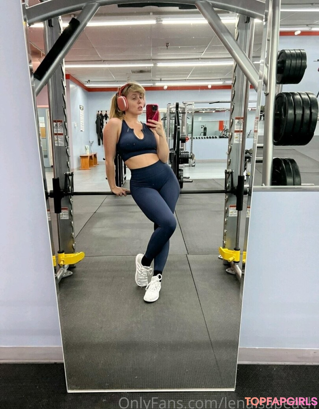 Foto di nudo di fuga di OnlyFans di Lena Paul #1006