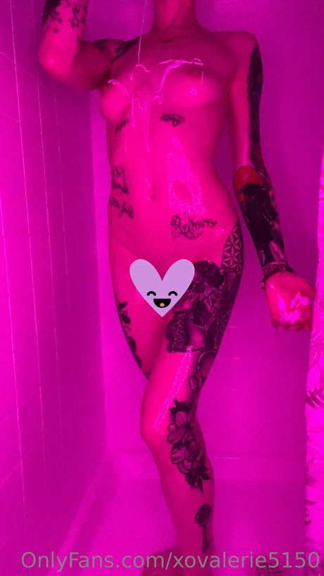 Foto di nudo di fuga di OnlyFans di Xovalerie