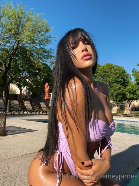 Foto di nudo di fuga di OnlyFans di Rainey James