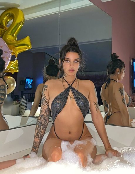 Foto di nudo di fuga di OnlyFans di Lunamoonrivas