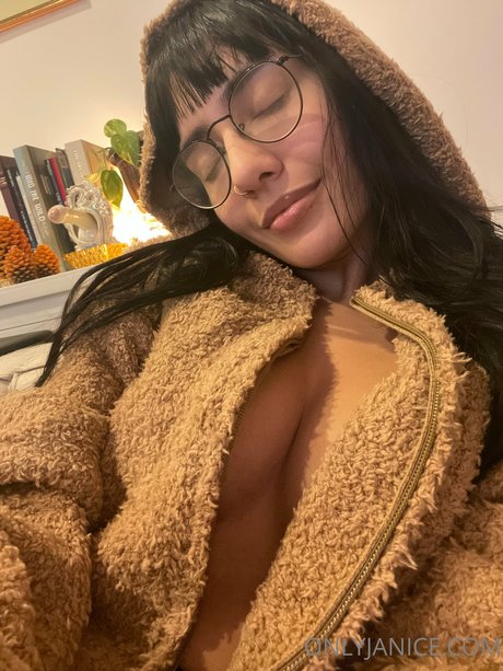 Foto di nudo di fuga di OnlyFans di Janice Griffith