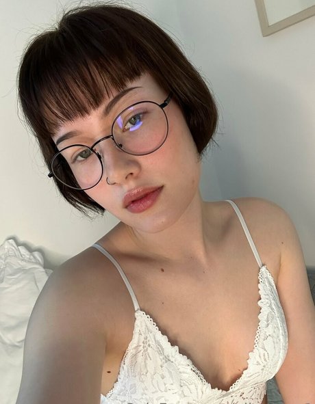 Foto di nudo di fuga di OnlyFans di Elinsexy1