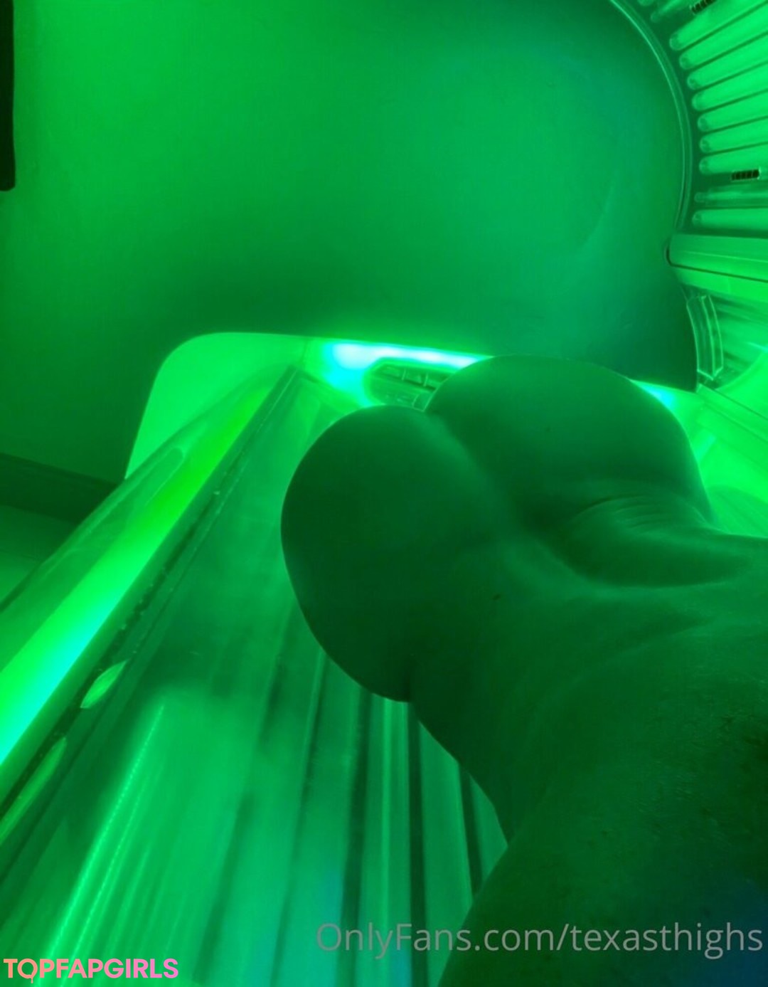 Foto di nudo di fuga di OnlyFans di Texasthighs #1021