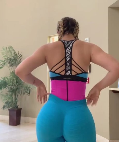 Viviane Lomelin