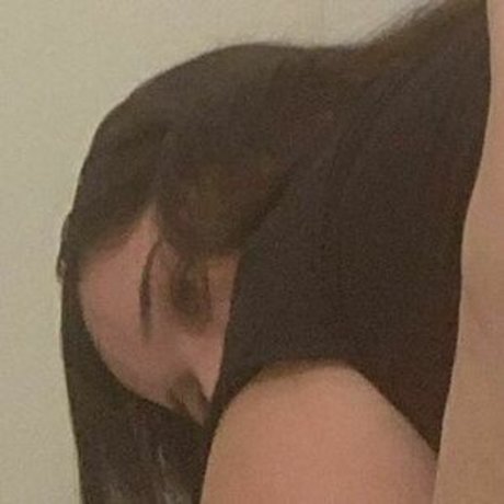 Foto di nudo di fuga di OnlyFans di Tellebelle