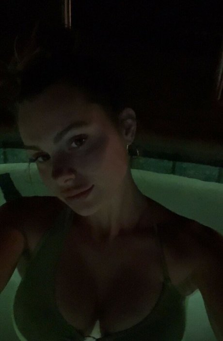 Foto di nudo di fuga di OnlyFans di Stepsistaa