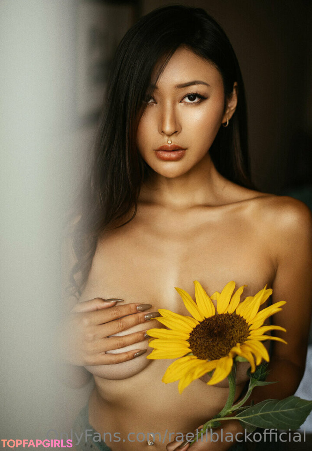 Foto di nudo di fuga di OnlyFans di Raelilblack #1459