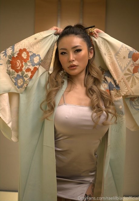 RaeLilBlack