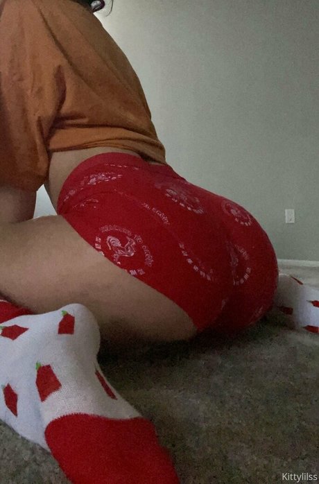 Foto di nudo di fuga di OnlyFans di Lily B