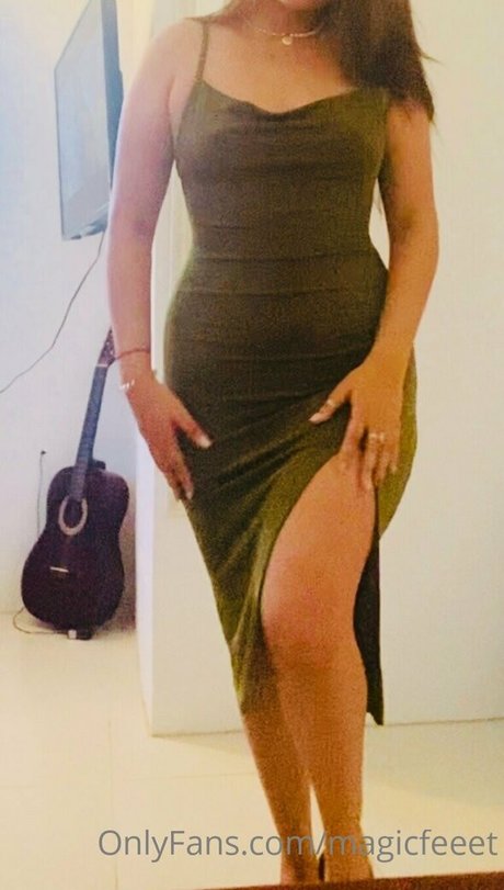 Foto di nudo di fuga di OnlyFans di Magicfeeet