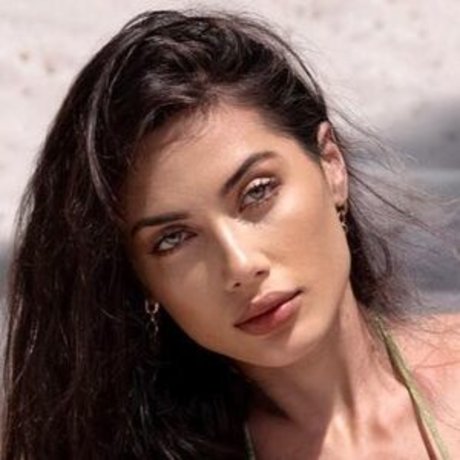 Foto di nudo di fuga di OnlyFans di Georgina Mazzeo