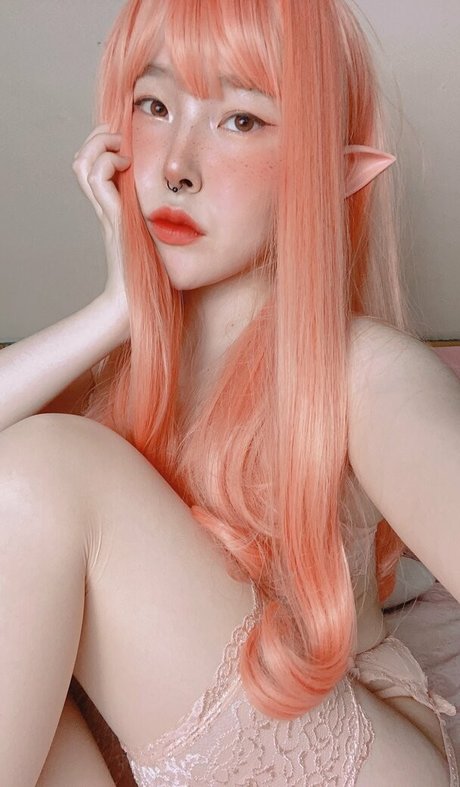 Foto di nudo di fuga di OnlyFans di Sallywu