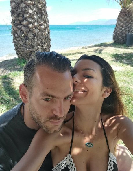 Foto di nudo di fuga di OnlyFans di Nikoletta Ralli