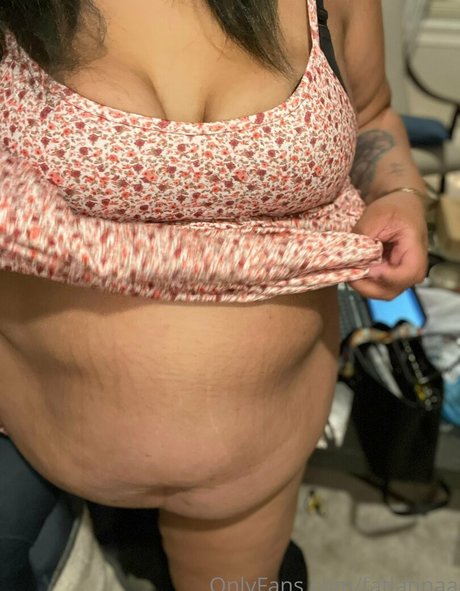 Foto di nudo di fuga di OnlyFans di Fatlatinaa