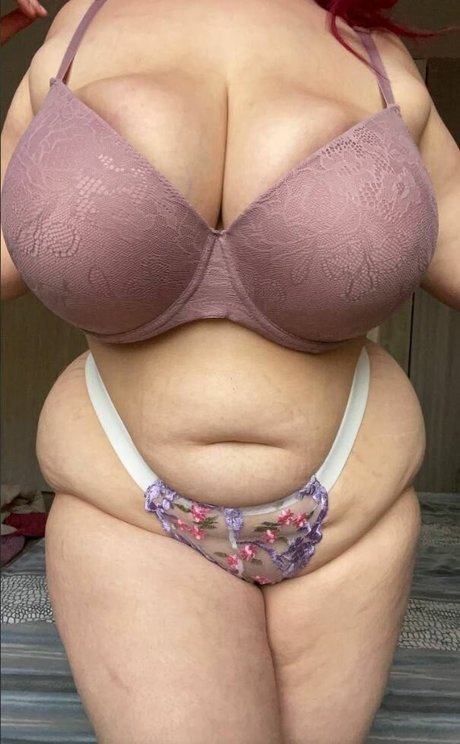 Foto di nudo di fuga di OnlyFans di Lina P