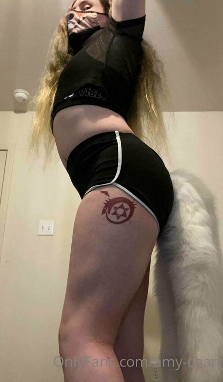 Foto di nudo di fuga di OnlyFans di Karmahime