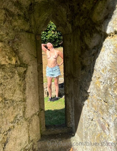 Foto di nudo di fuga di OnlyFans di Bluexstacey