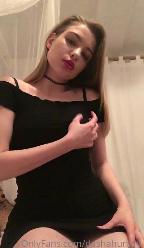 Foto di nudo di fuga di OnlyFans di Dashahungry