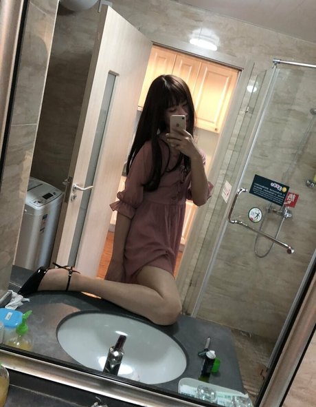 Foto di nudo di fuga di OnlyFans di Cdxun