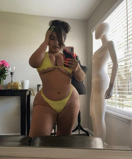 Foto di nudo di fuga di OnlyFans di Megan Velez