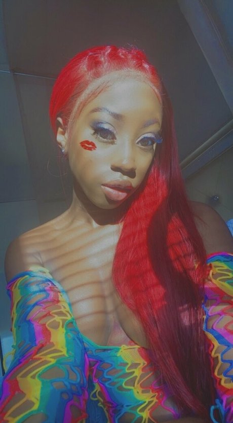 Ebonysimz2
