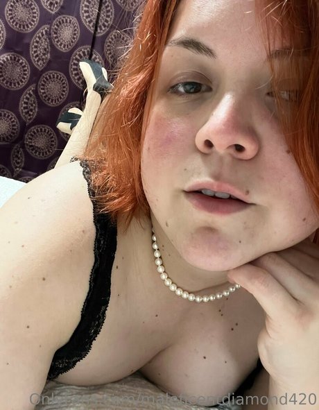 Foto di nudo di fuga di OnlyFans di Maleficentdiamond420