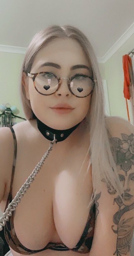 Foto di nudo di fuga di OnlyFans di Madxrosey