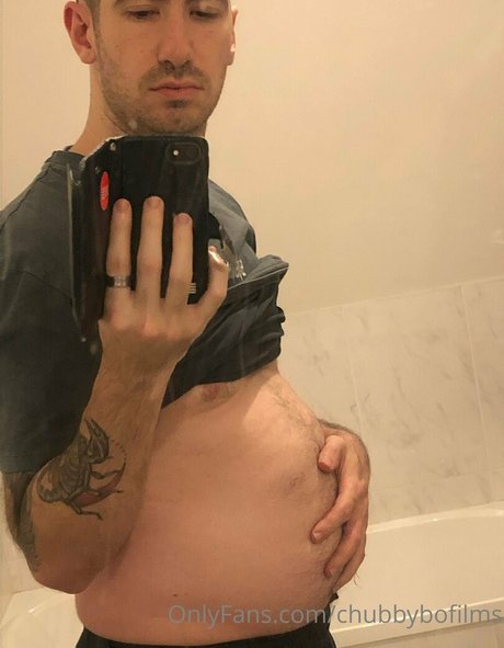 Foto di nudo di fuga di OnlyFans di Chubbybofilms