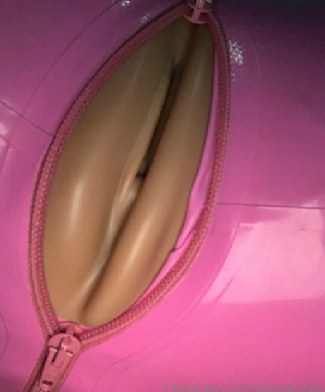 Foto di nudo di fuga di OnlyFans di Yaseonly