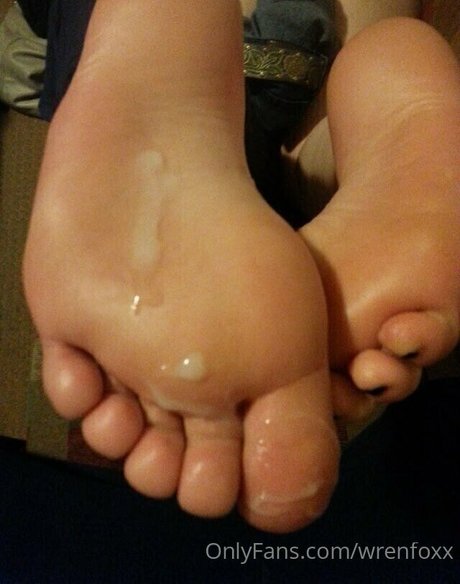 Foto di nudo di fuga di OnlyFans di Wrenfoxx