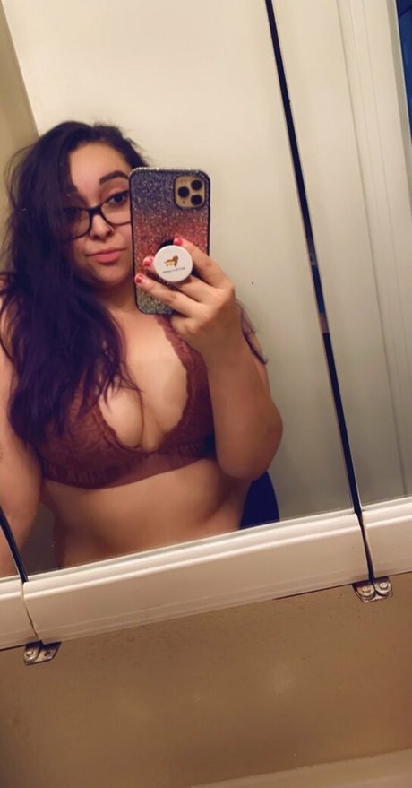 Foto di nudo di fuga di OnlyFans di Korinam18