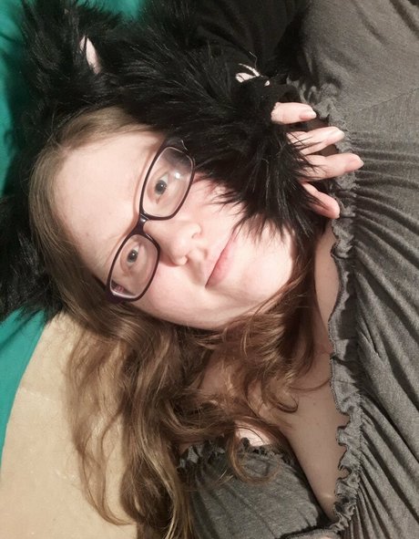 Foto di nudo di fuga di OnlyFans di Geekikittenvip